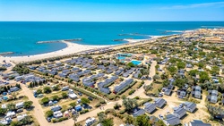 sommerlagercampingplatzstrand_drone06-brisecamargue-ese-2198.jpg