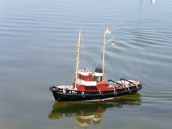schiffsmodellbaugruppe 2.jpg