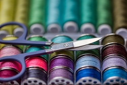 sewing-kit-5063401_1920_pixabay.jpg