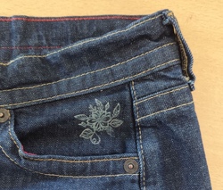 jeans1_klein.jpg