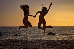 jugendliche am strand.jpg
