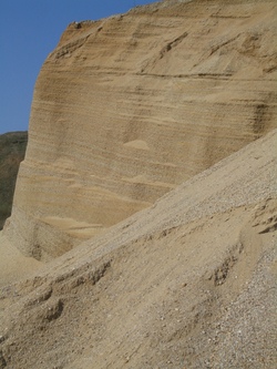 2008_04_kwr_ 024 - blick in die grube 3.jpg