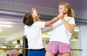 adobestock_selbstverteidigung_kind_515739875_jackf.jpg