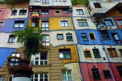hundertwasser haus.jpg