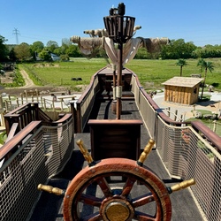 adventure golf 1.jpg