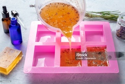 istockphoto-1388542928-2048x2048.jpg