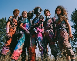 nelfahan_an_advertising_image_depicting_12_year_old_teenagers_9b2fbfda-2eee-4d8d-983f-c644424670a4_0.png
