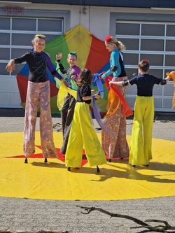mitmachzirkus tanzefant.jpg