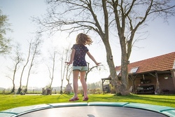 trampolin.jpg