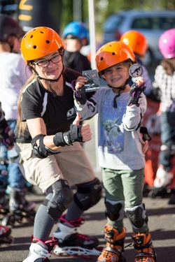 abzeichen mit caro kopie.jpg