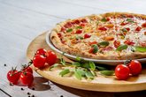 zuzi99-pizza-3010062_1920.jpg